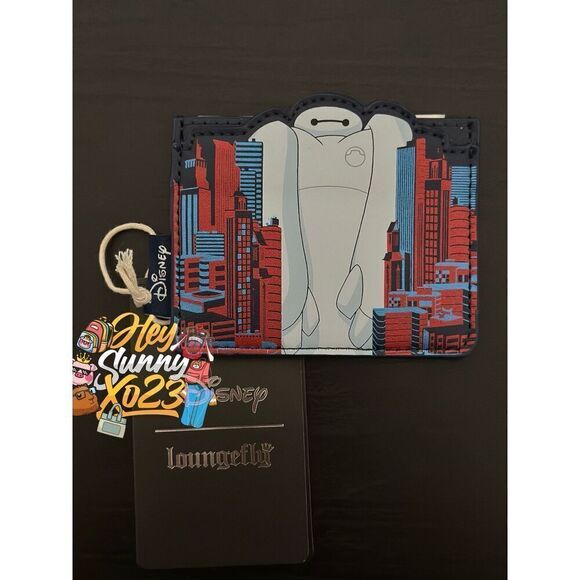 Loungefly Disney Big Hero 6 Baymax City Cardholder - Picture 1 of 2